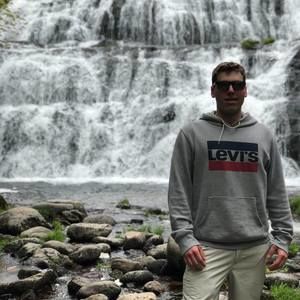 Meet your Posher, Bobby